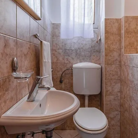 Apartment Fuer 4 Personen Ca 90 Qm In Medulin, Istrien Suedkueste Von Istrien