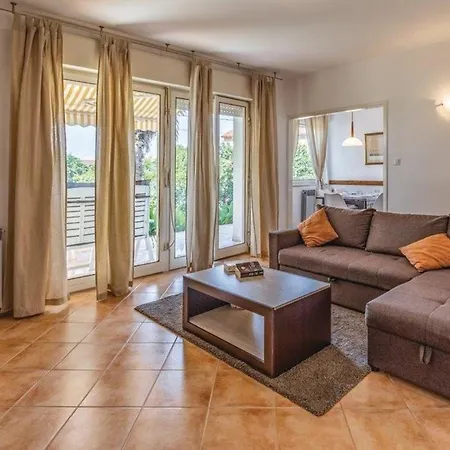 Apartment Fuer 4 Personen Ca 90 Qm In Medulin, Istrien Suedkueste Von Istrien Medulin